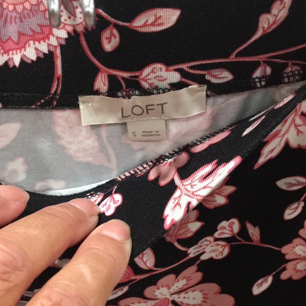 NWOT Loft tulip hem faux wrap maxi skirt sz small - Picture 3 of 5